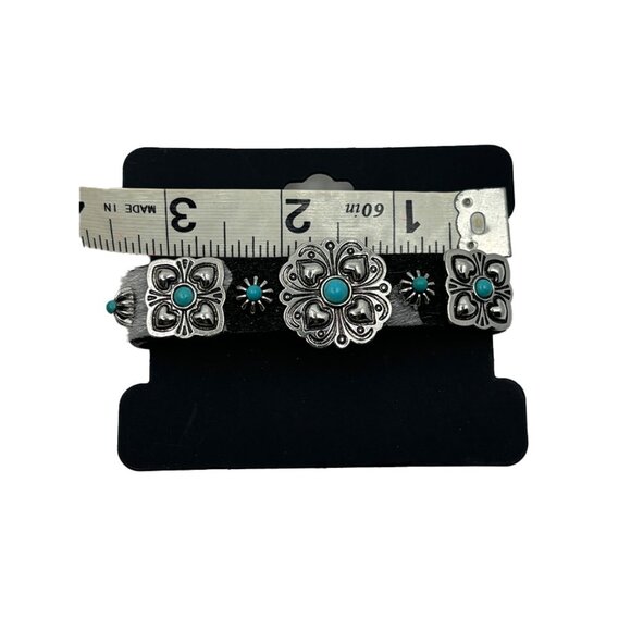 NWT Noir Faux Fur Animal Print and Silver Conch Bracelet - Picture 4 of 6